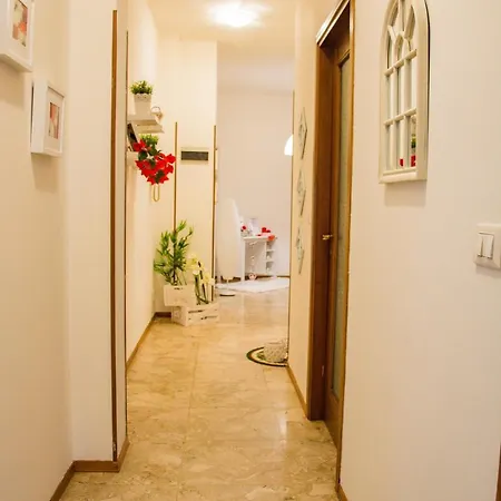 בית הארחה Piazza Isolo ורונה